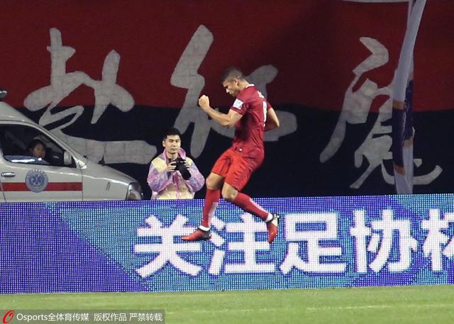 ”导演李太阁也笑称：“影片中丁义峰十多年的律师经验与感悟，只要一张电影票就可以得到，值得推荐